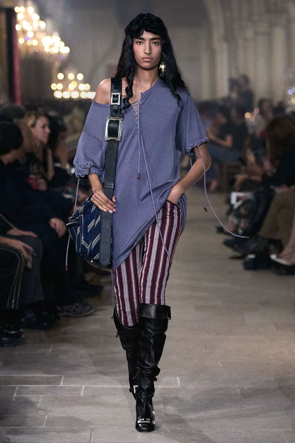 Acne Studios presenta historicismo y cotidianidad para SS27