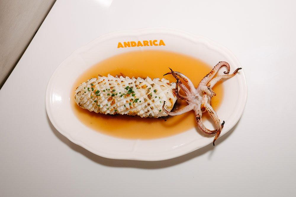 Andarica: bar y marisquería a partes iguales en Gijón