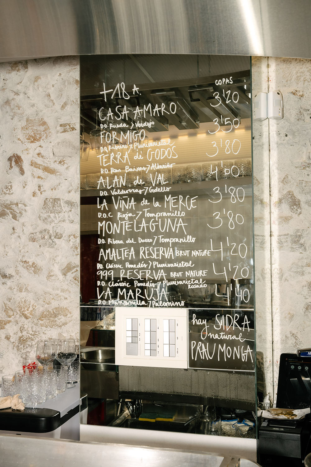 Andarica: bar y marisquería a partes iguales en Gijón