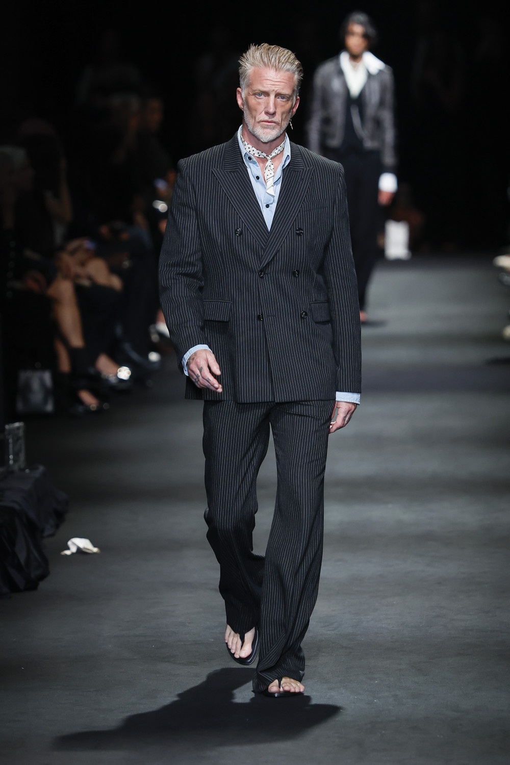 Ann Demeulemeester SS27: romanticismo oscuro y western
