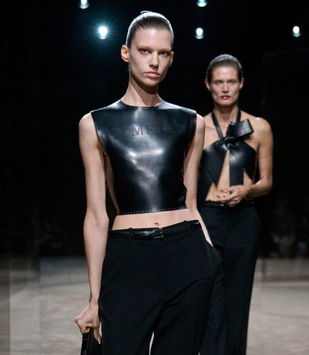 La seducción más fría llega al beauty look de Tom Ford SS27