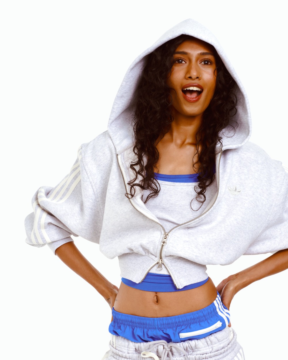 adidas reinventa su chándal oversize con un aire retro