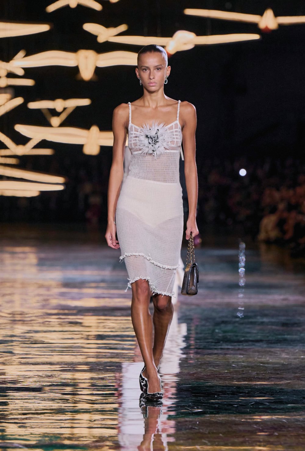 Chanel revisita y reedita sus propias eras para SS27