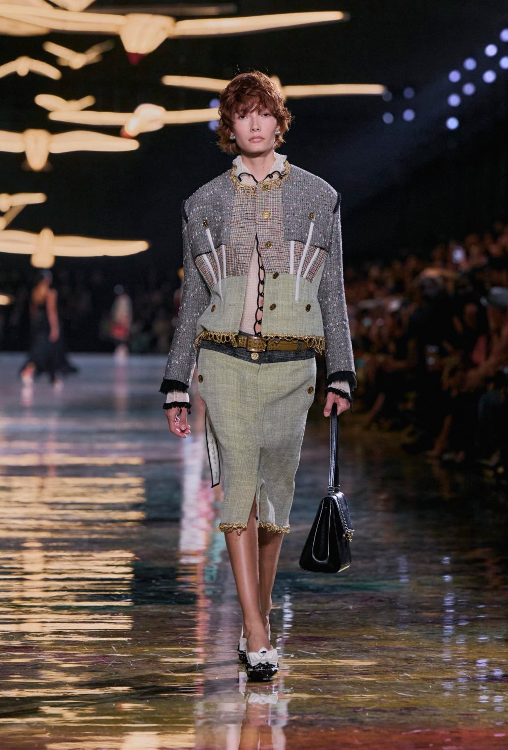 Chanel revisita y reedita sus propias eras para SS27