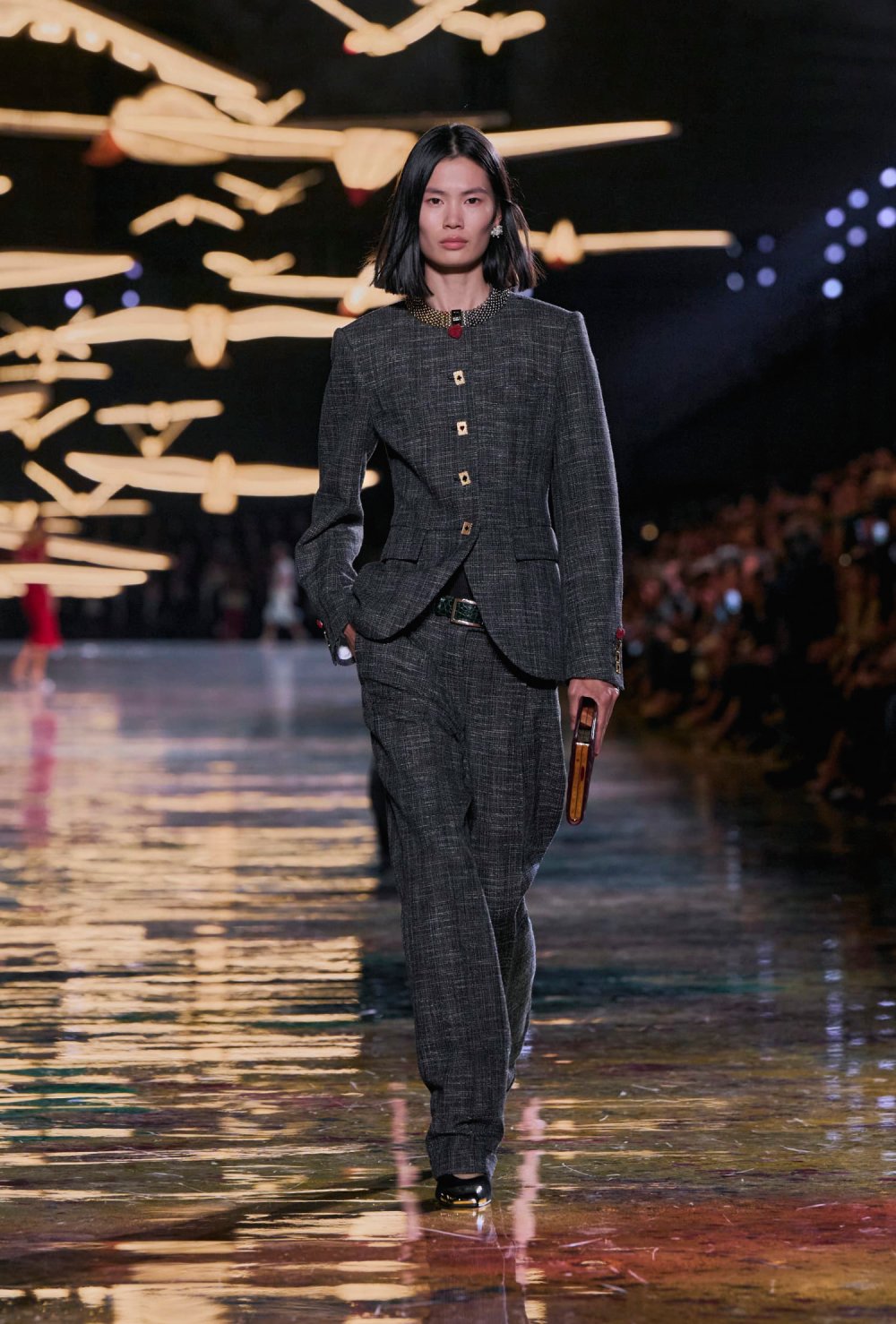 Chanel revisita y reedita sus propias eras para SS27