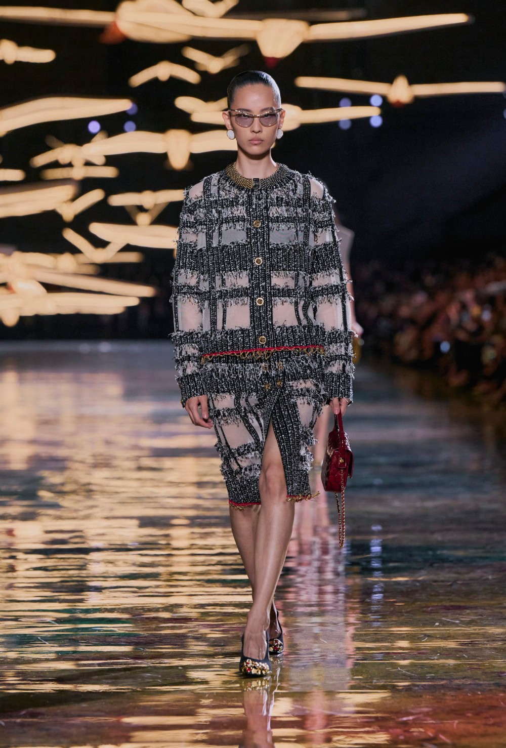 Chanel revisita y reedita sus propias eras para SS27