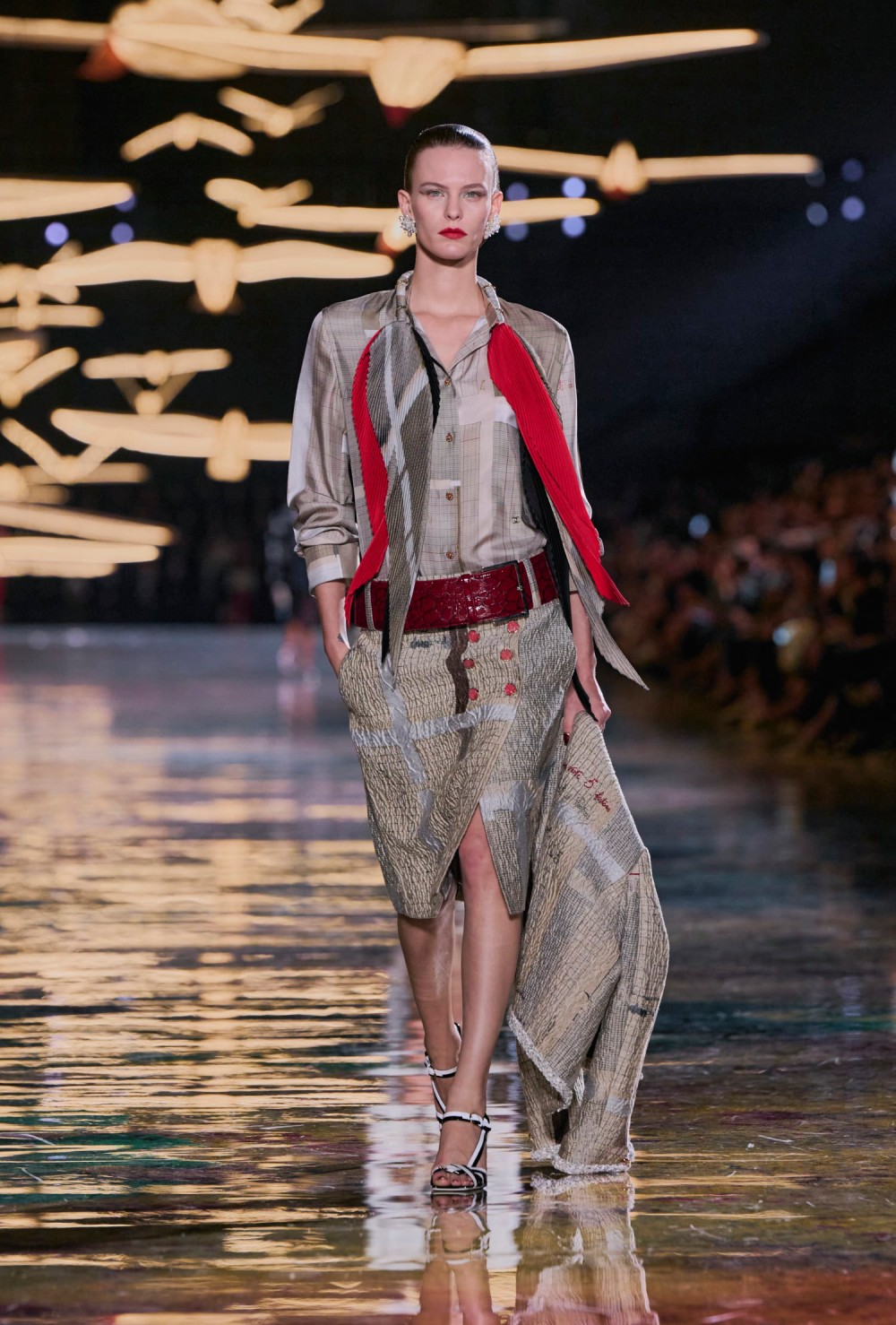 Chanel revisita y reedita sus propias eras para SS27
