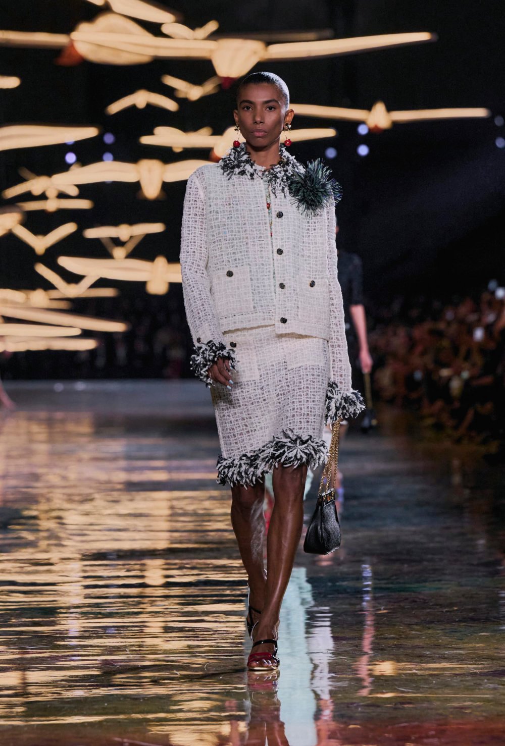 Chanel revisita y reedita sus propias eras para SS27