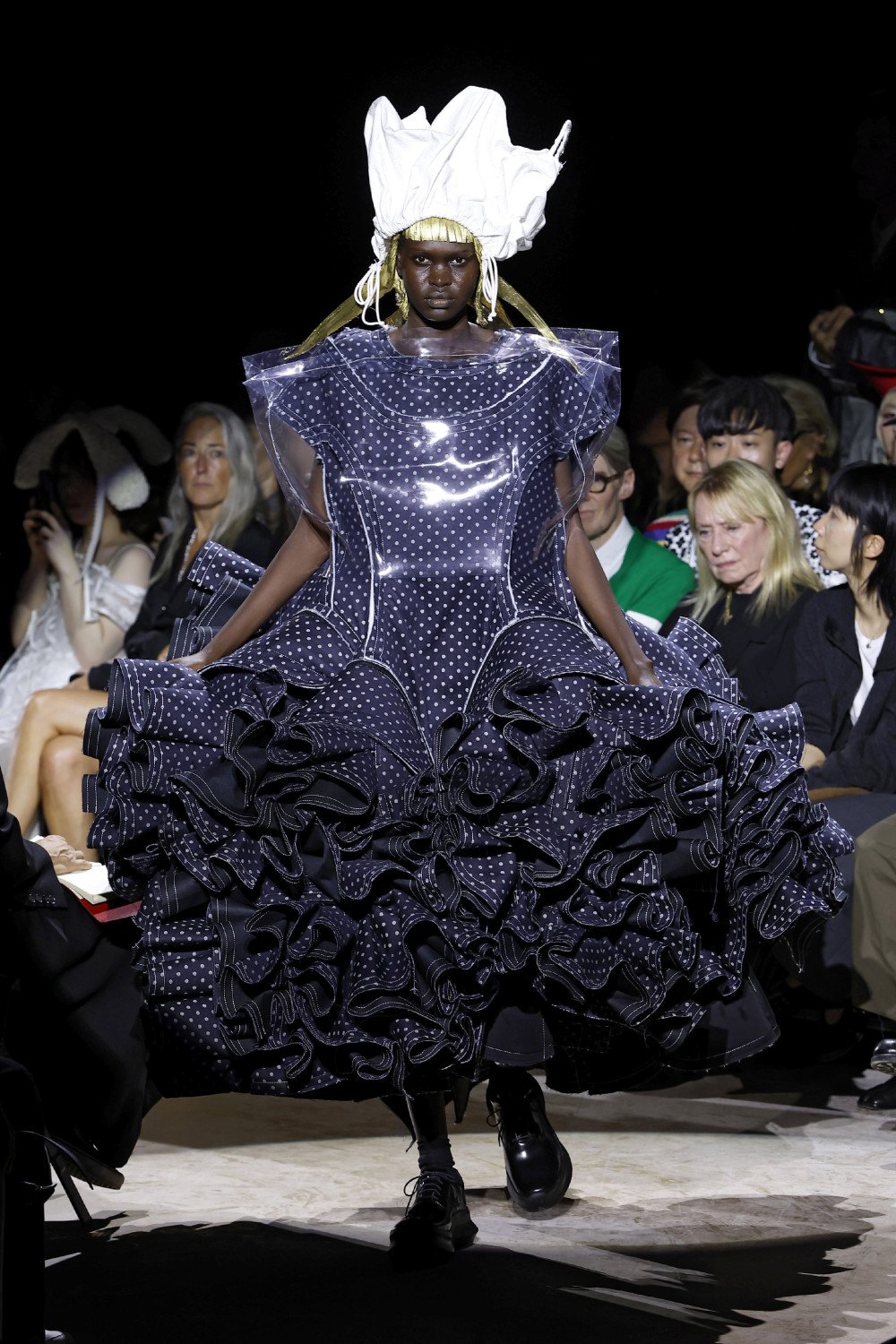 Comme des Garçons fusiona lo regio y lo vulgar para SS27