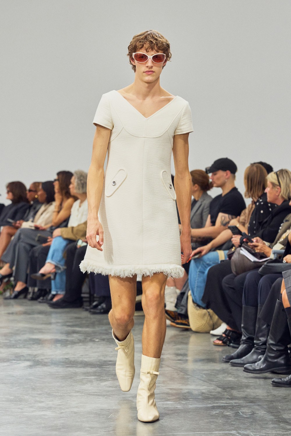 Drew Henry nos presenta un Courrèges más naif con su debut