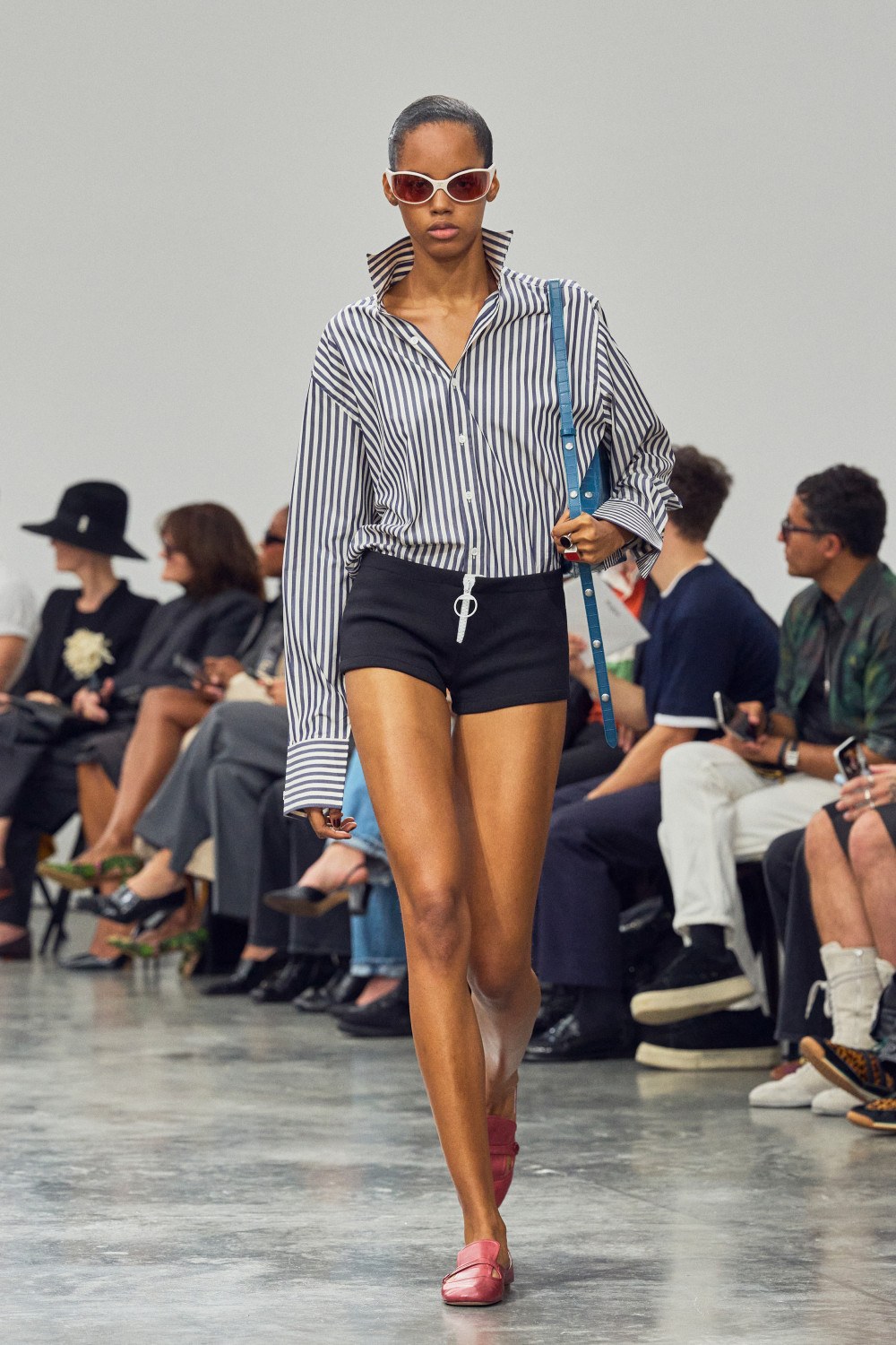 Drew Henry nos presenta un Courrèges más naif con su debut