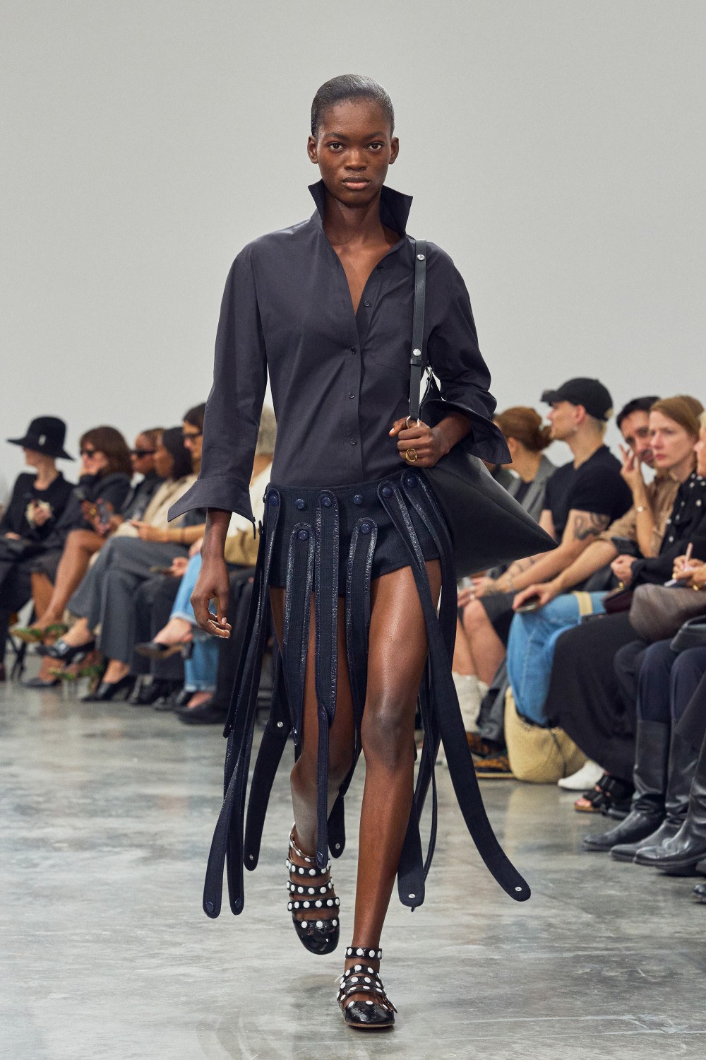 Drew Henry nos presenta un Courrèges más naif con su debut