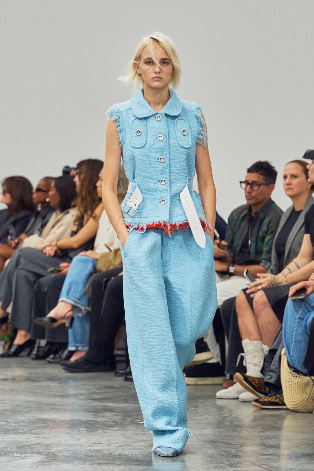Drew Henry nos presenta un Courrèges más naif con su debut