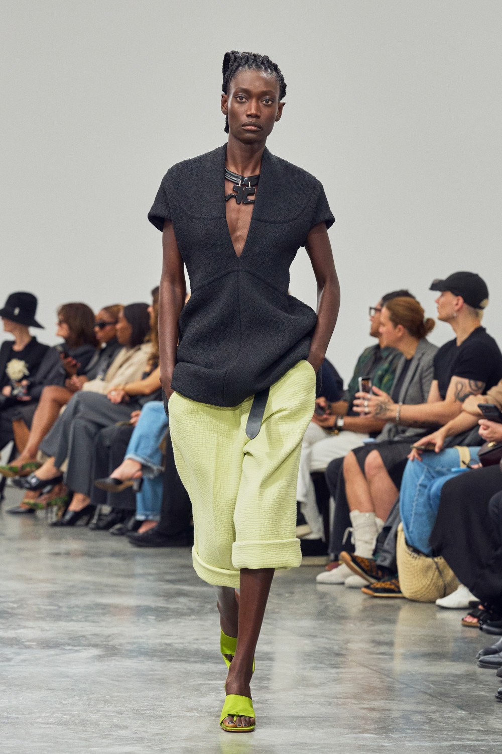 Drew Henry nos presenta un Courrèges más naif con su debut