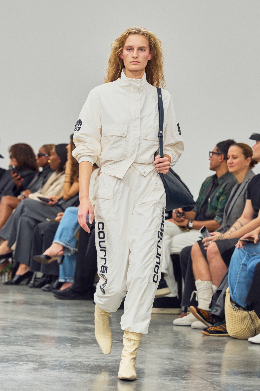 Drew Henry nos presenta un Courrèges más naif con su debut