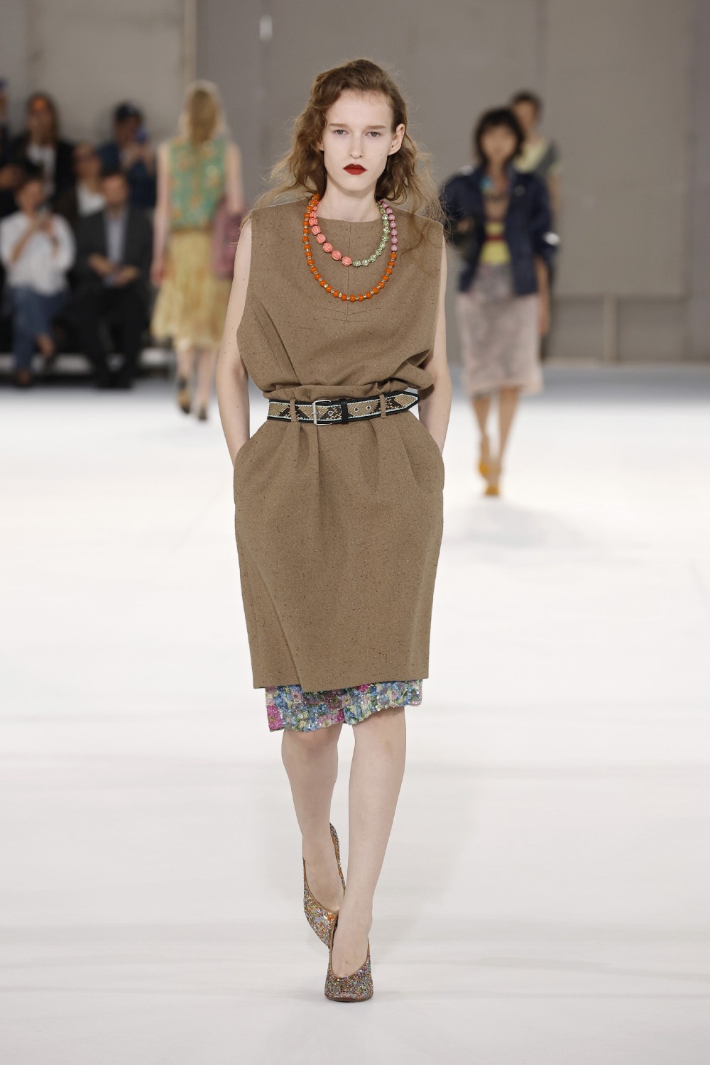 Dries Van Noten SS27: no es New Look, es New Glamour