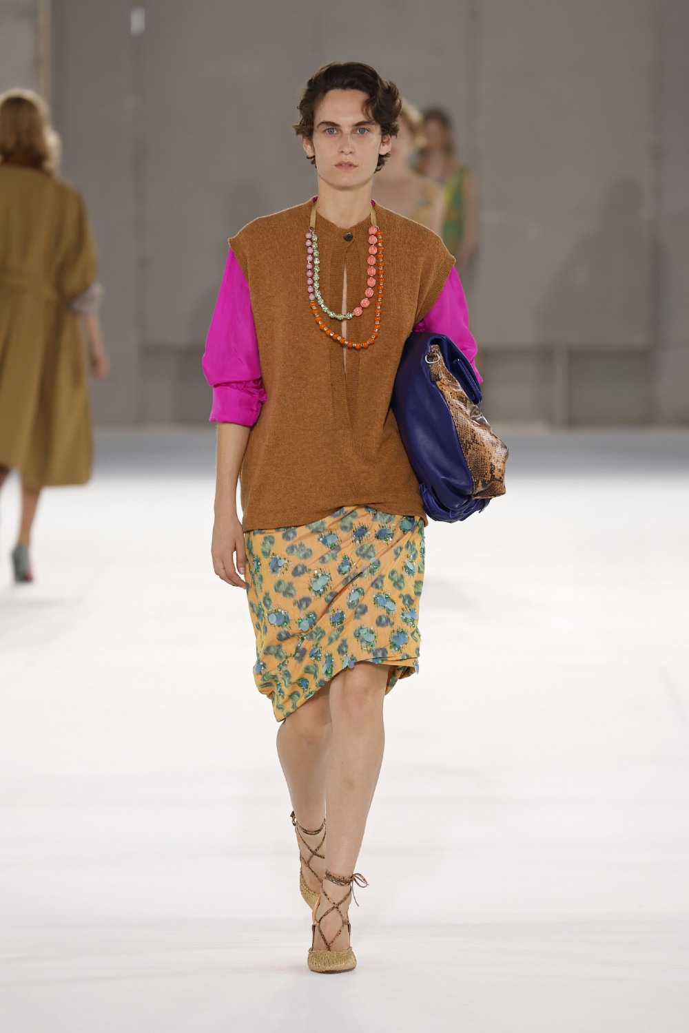 Dries Van Noten SS27: no es New Look, es New Glamour