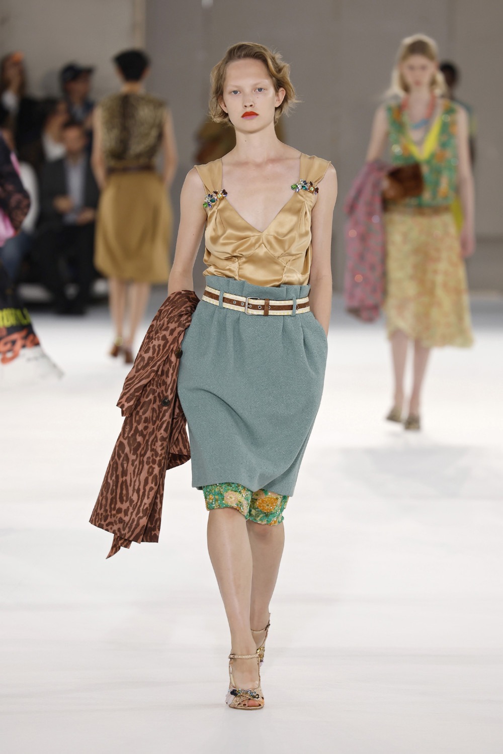 Dries Van Noten SS27: no es New Look, es New Glamour
