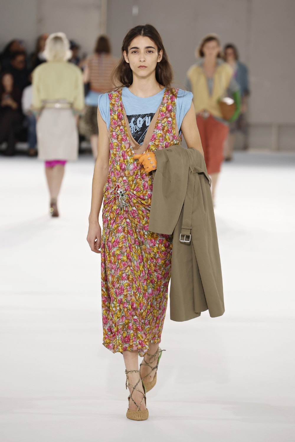 Dries Van Noten SS27: no es New Look, es New Glamour