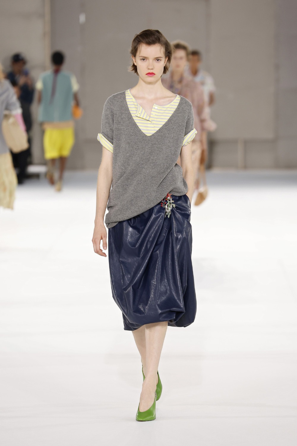 Dries Van Noten SS27: no es New Look, es New Glamour