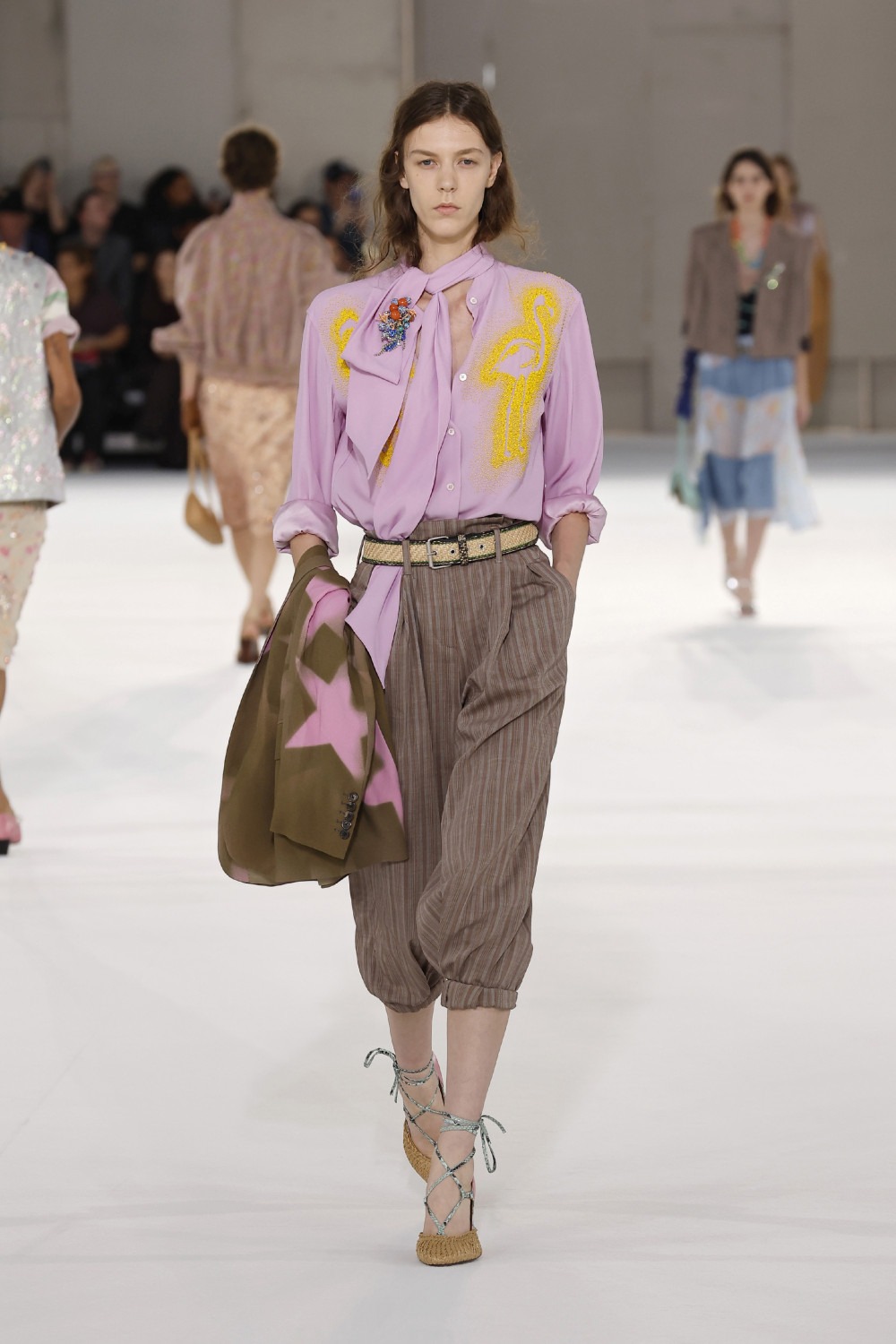 Dries Van Noten SS27: no es New Look, es New Glamour