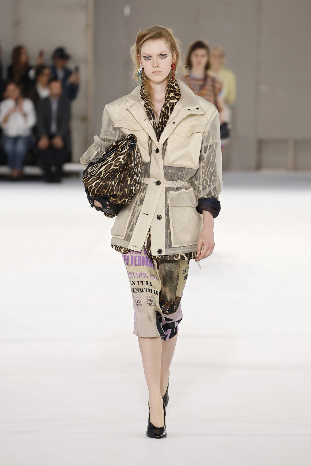 Dries Van Noten SS27: no es New Look, es New Glamour