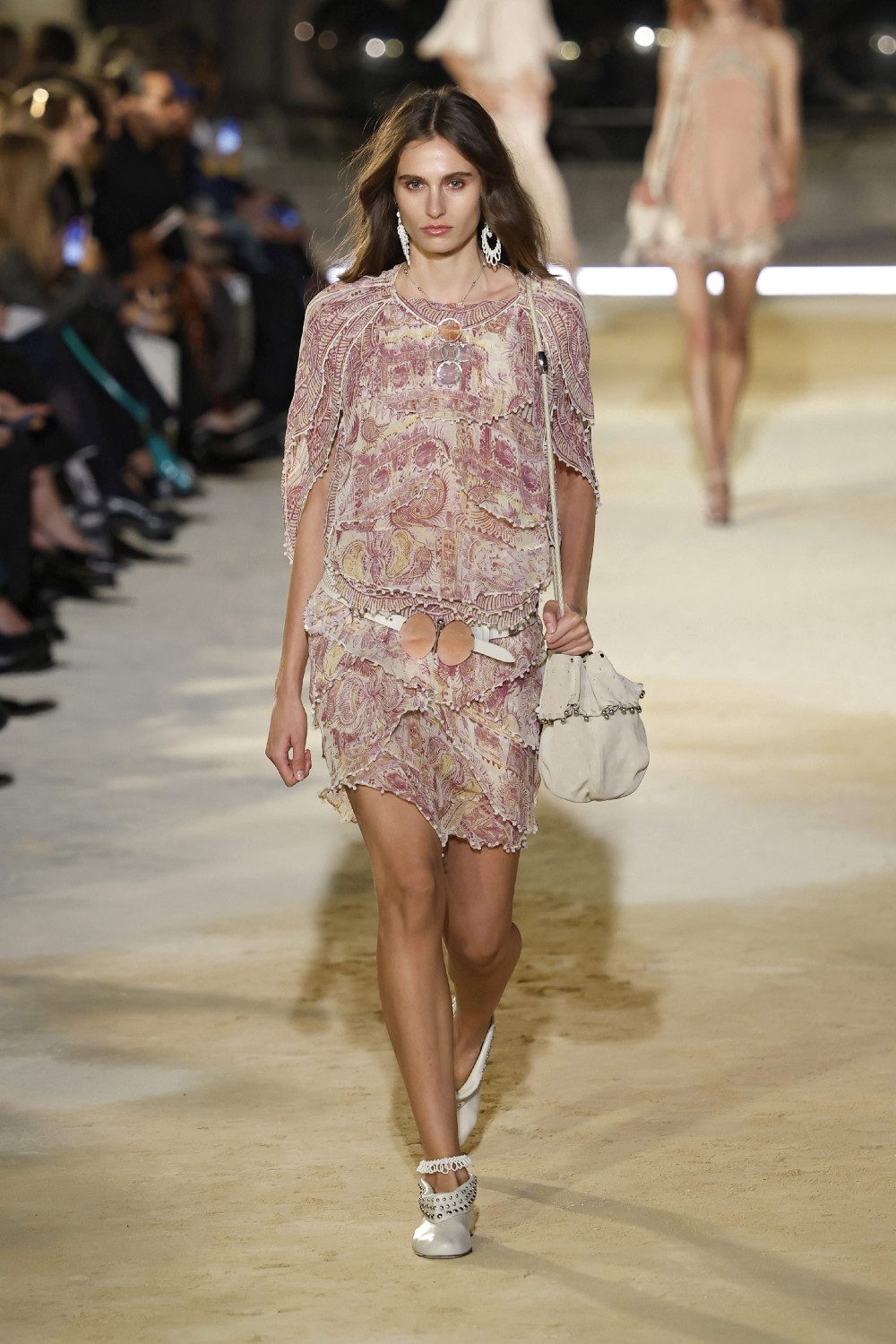Isabel Marant SS27: el lado más sensual del boho más libre