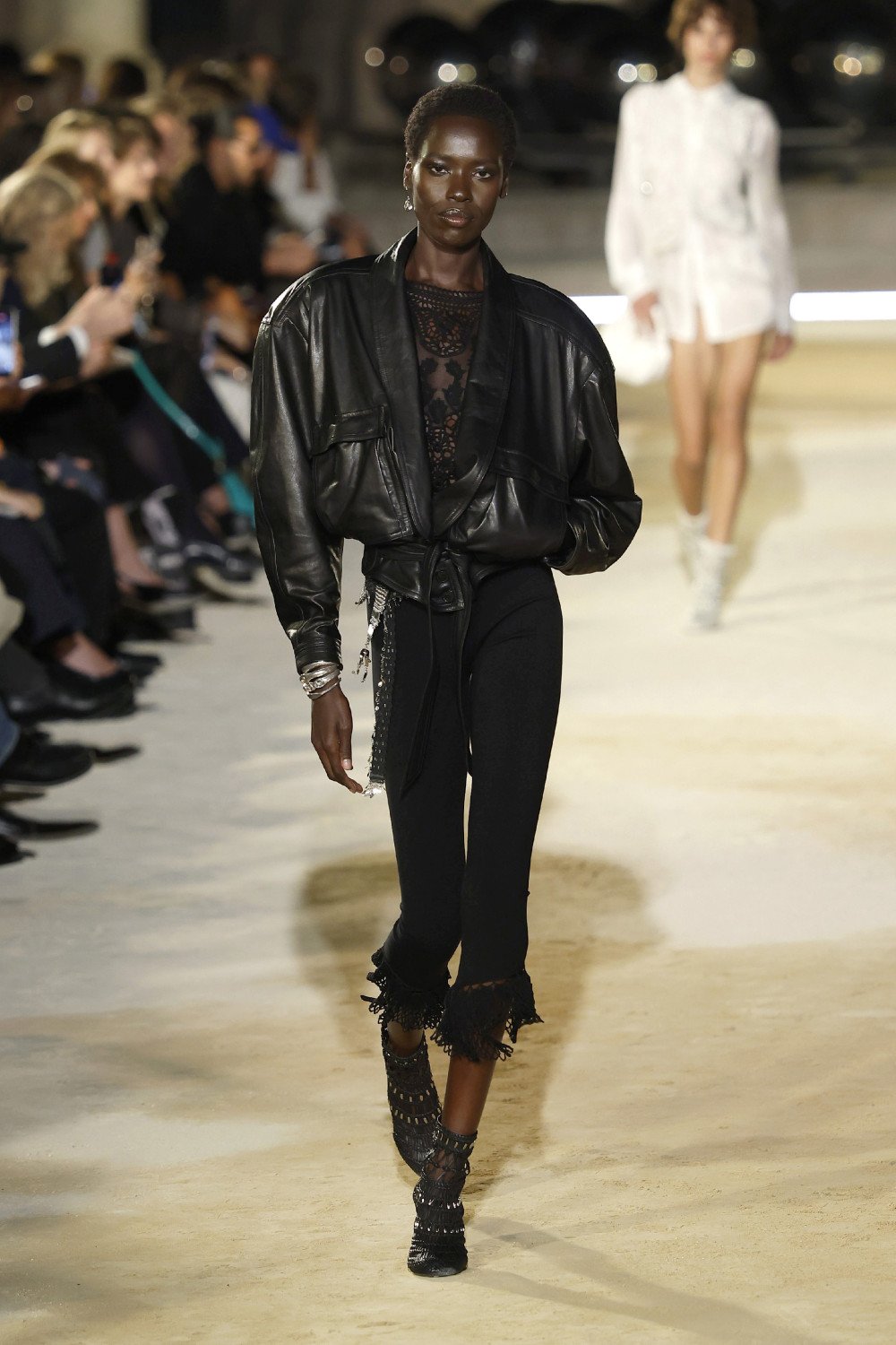 Isabel Marant SS27: el lado más sensual del boho más libre