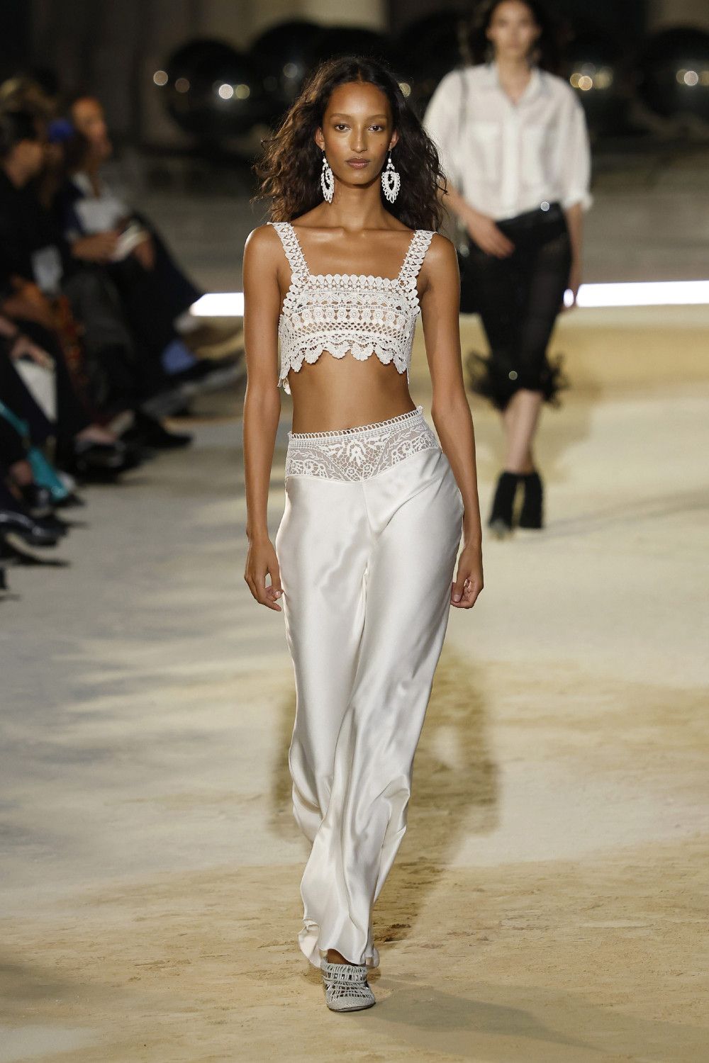 Isabel Marant SS27: el lado más sensual del boho más libre