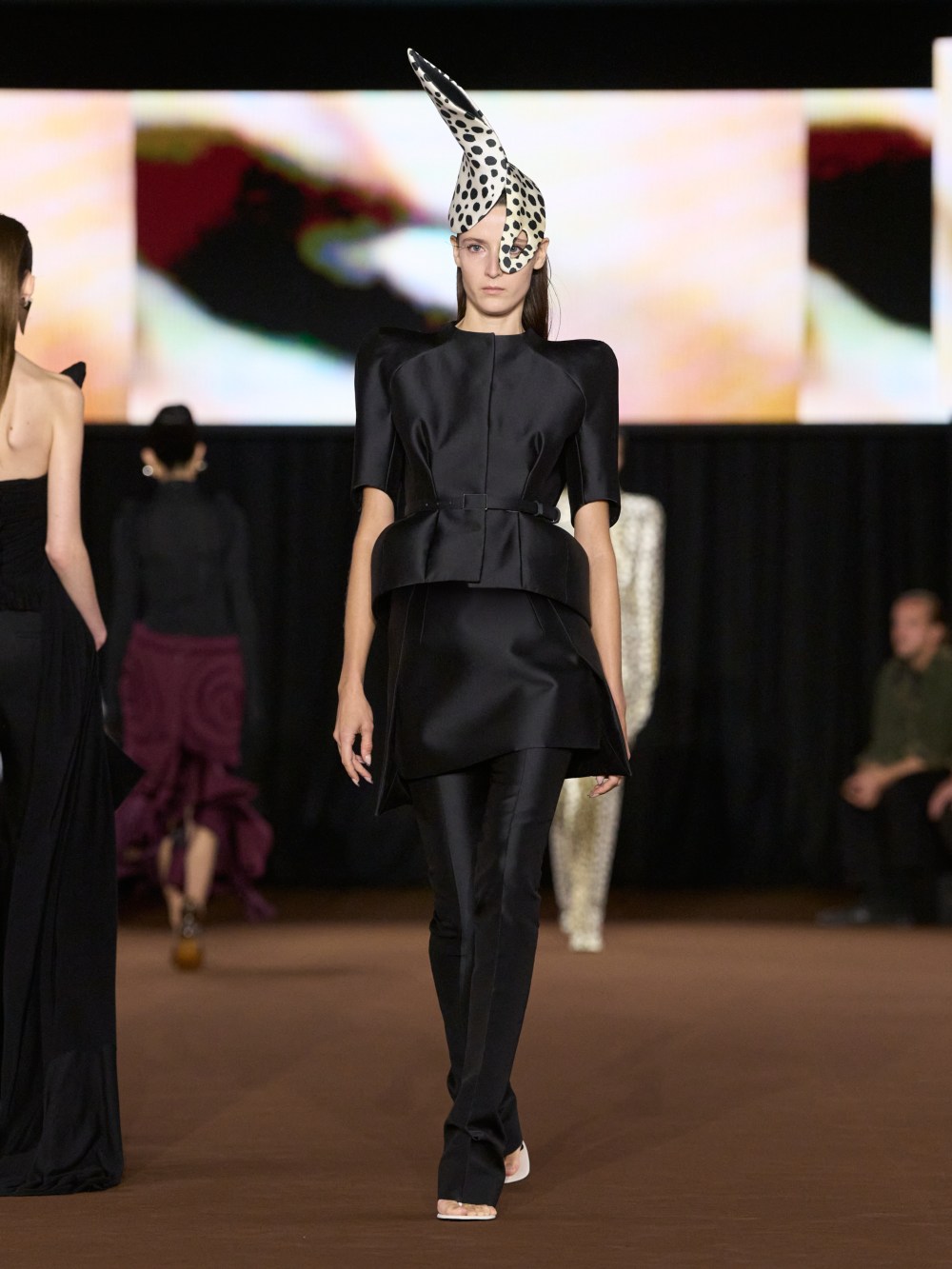 Mugler SS27: la naturaleza no entiende de romanticismo