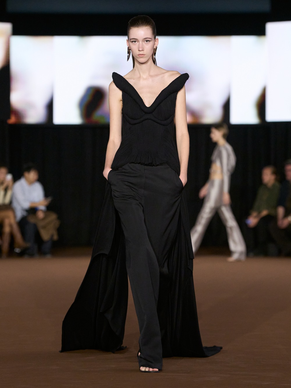 Mugler SS27: la naturaleza no entiende de romanticismo