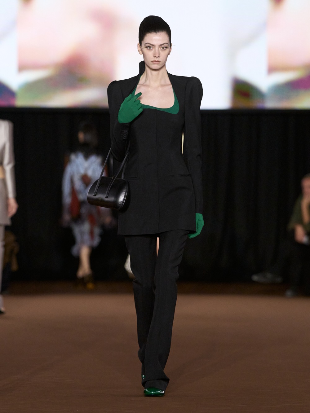 Mugler SS27: la naturaleza no entiende de romanticismo