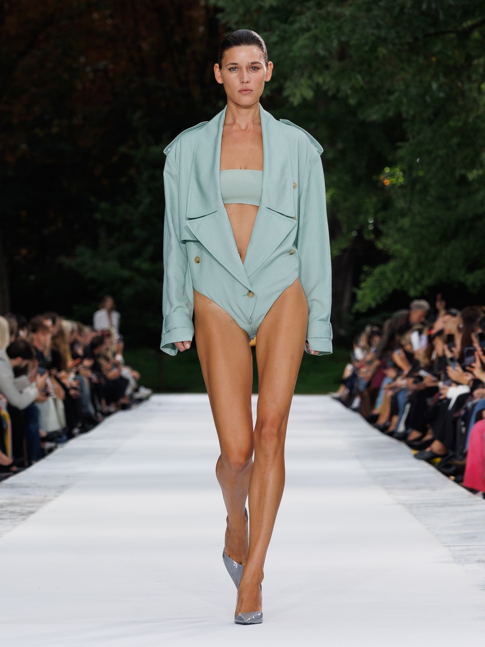 Stella McCartney SS27: cuando el activismo se vuelve moda