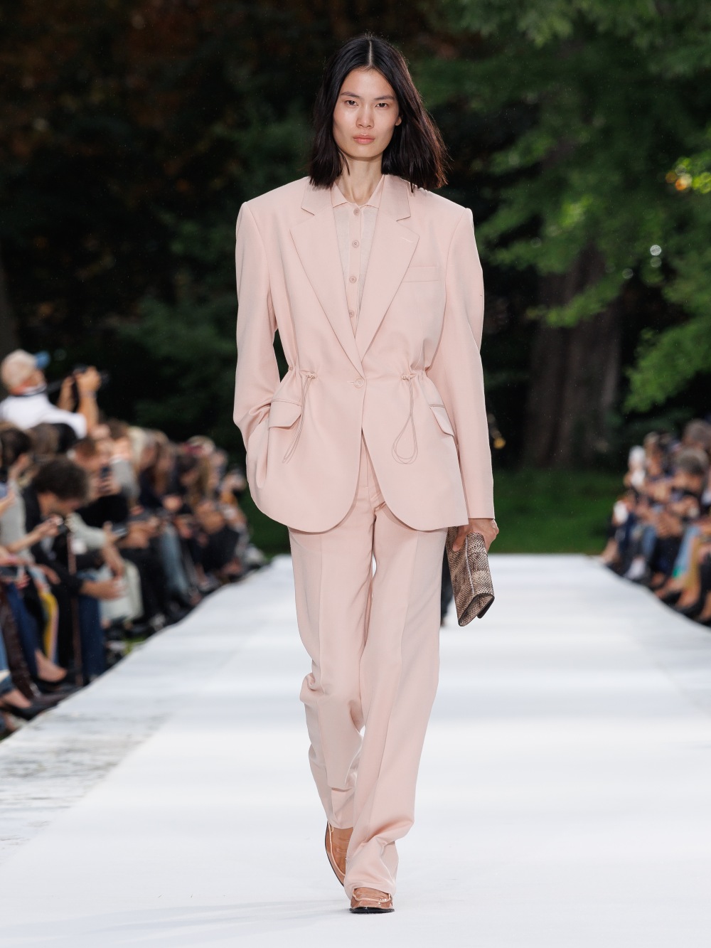 Stella McCartney SS27: cuando el activismo se vuelve moda