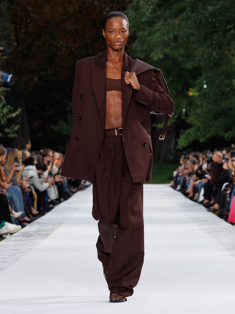 Stella McCartney SS27: cuando el activismo se vuelve moda