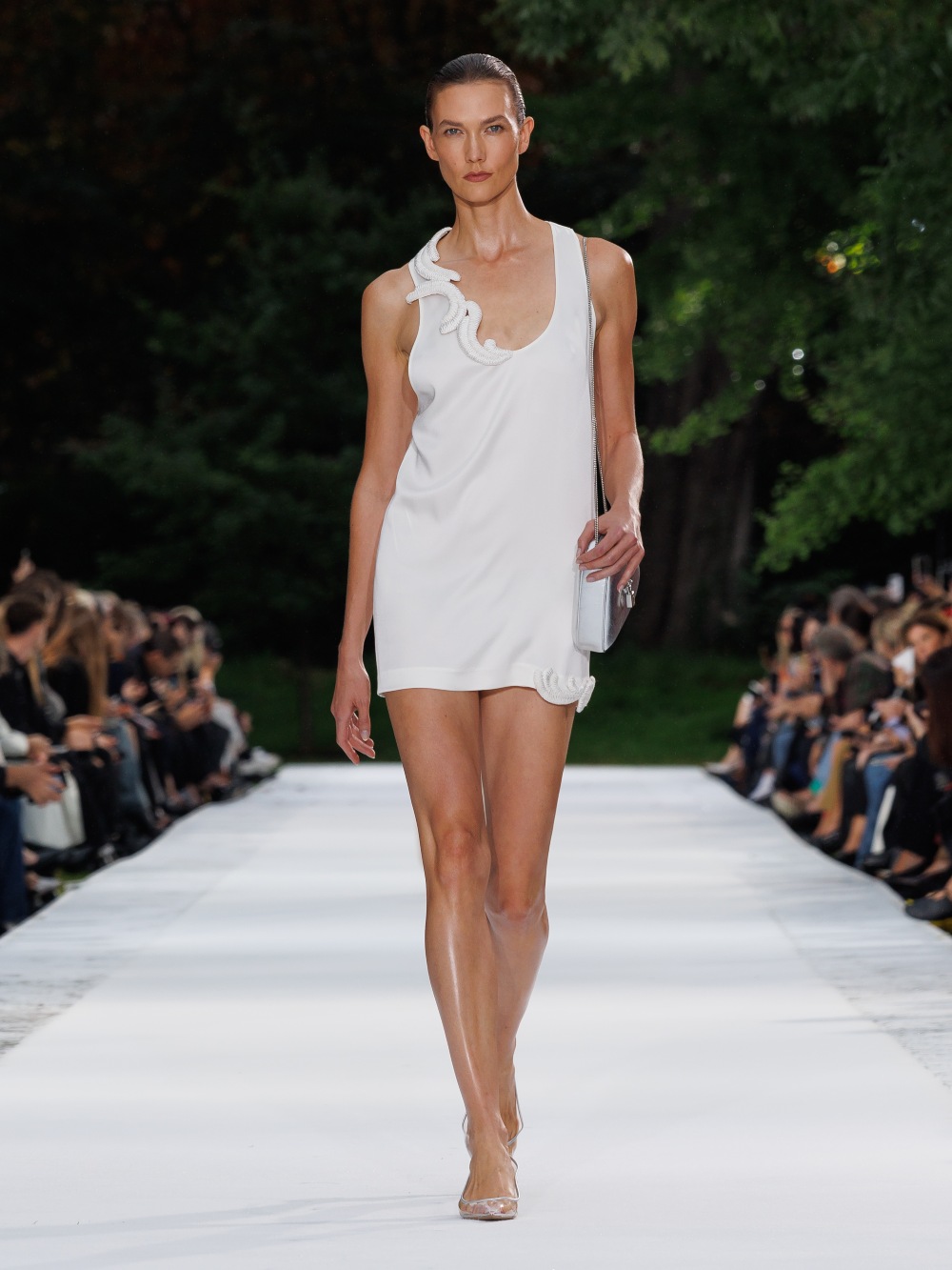Stella McCartney SS27: cuando el activismo se vuelve moda