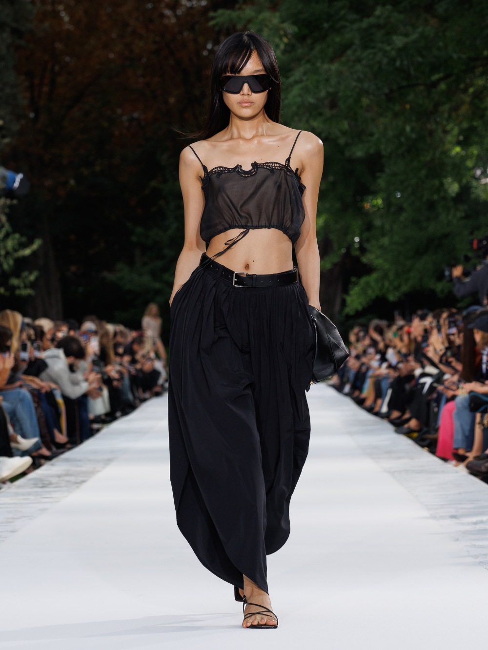 Stella McCartney SS27: cuando el activismo se vuelve moda