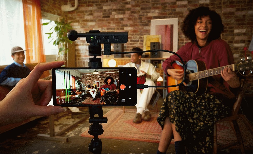 Sony lanza un micrófono para smartphones con Eclipsa Audio