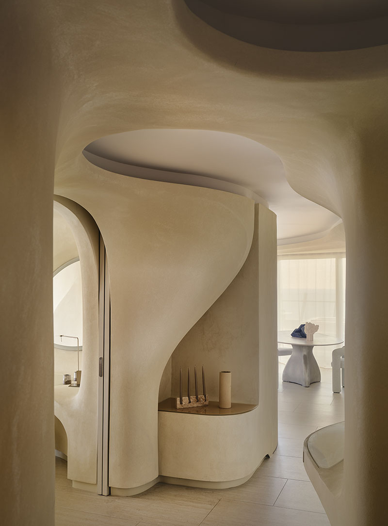 Onada: External Reference curva el Hotel W Barcelona