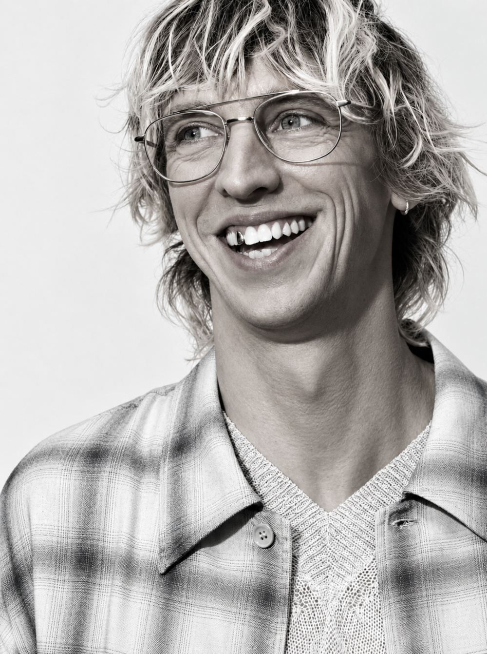 Ace & Tate recupera las gafas de los 90 y los 70 para otoño