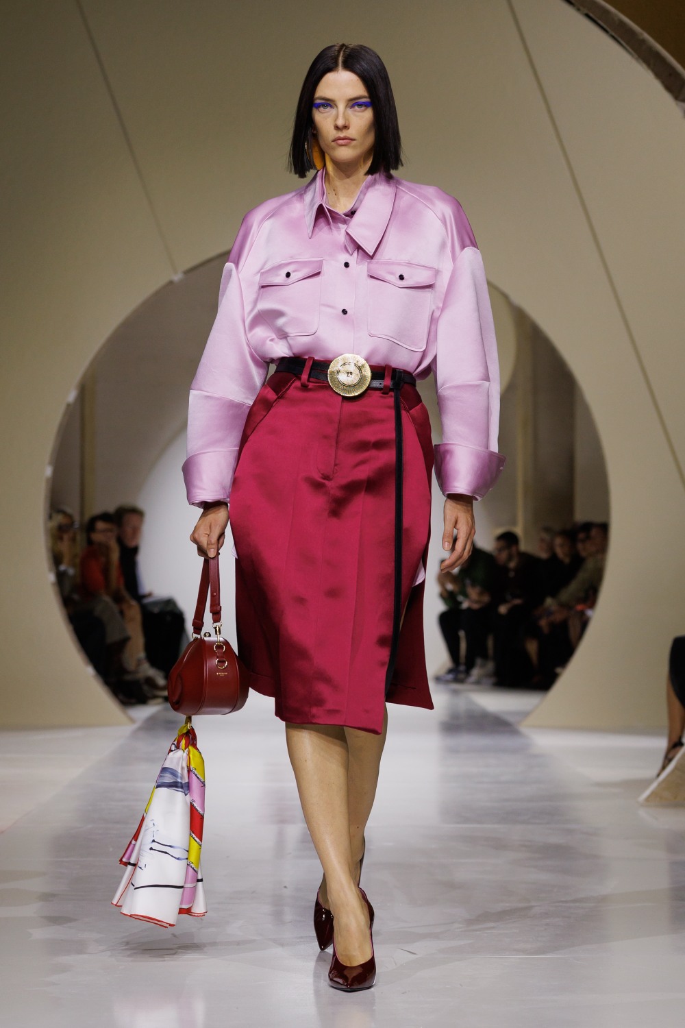 Givenchy y su armario a modo de respuesta sin rodeos
