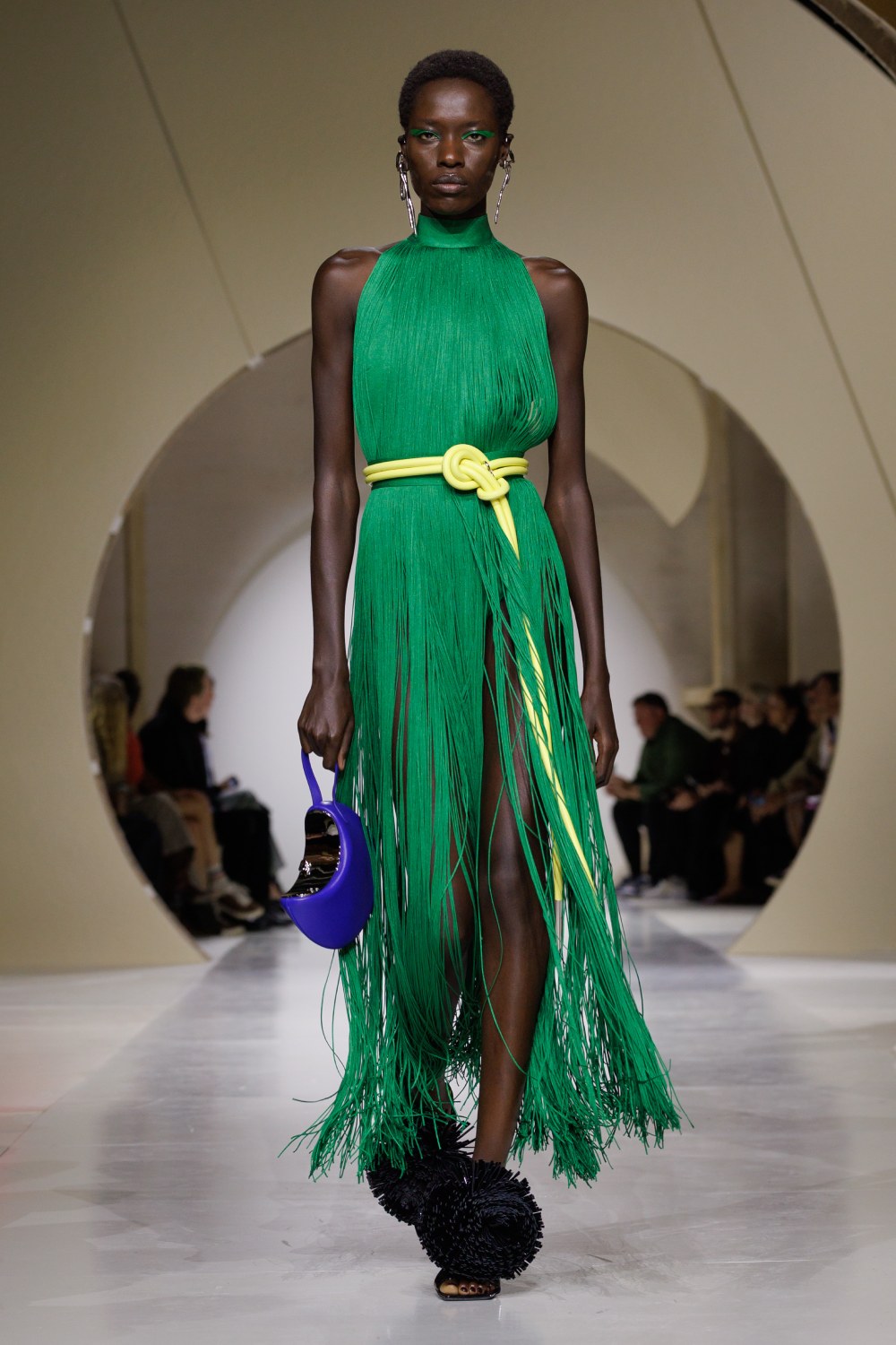 Givenchy y su armario a modo de respuesta sin rodeos