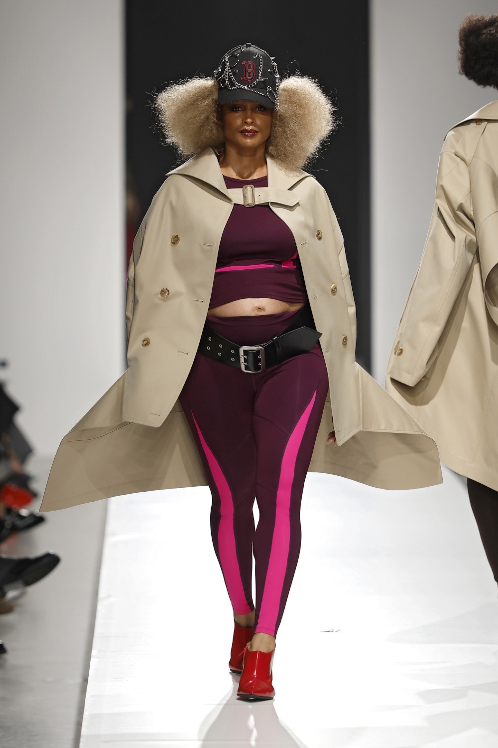 Junya Watanabe crea un universo maximalista para SS27