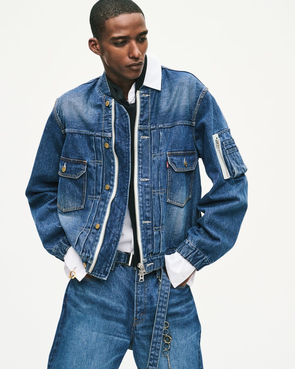 Levi's y Sacai vuelven a reinterpretar los iconos denim