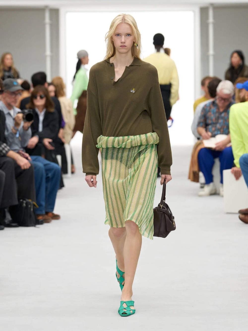 Loewe aterriza entre pragmatismo americano y drama español