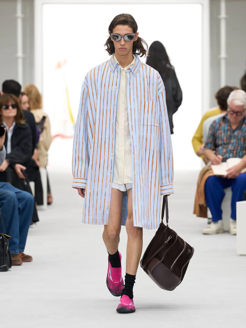 Loewe aterriza entre pragmatismo americano y drama español