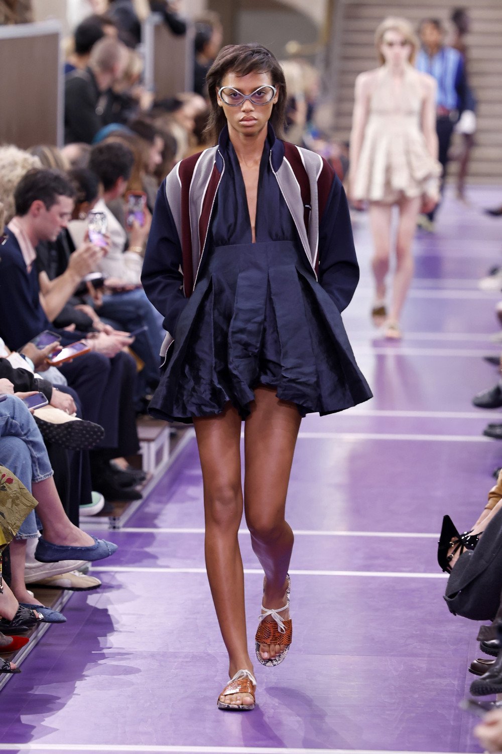 Miu Miu SS27 reescribe sus propios códigos para elevarlos