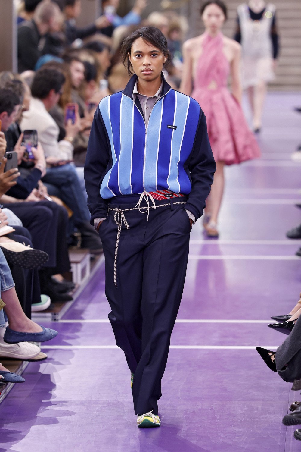 Miu Miu SS27 reescribe sus propios códigos para elevarlos