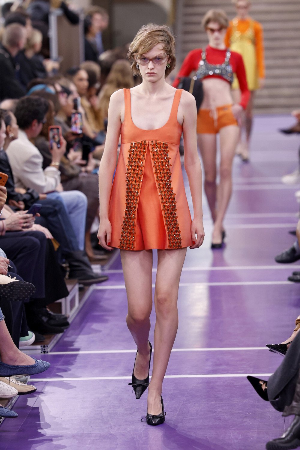 Miu Miu SS27 reescribe sus propios códigos para elevarlos