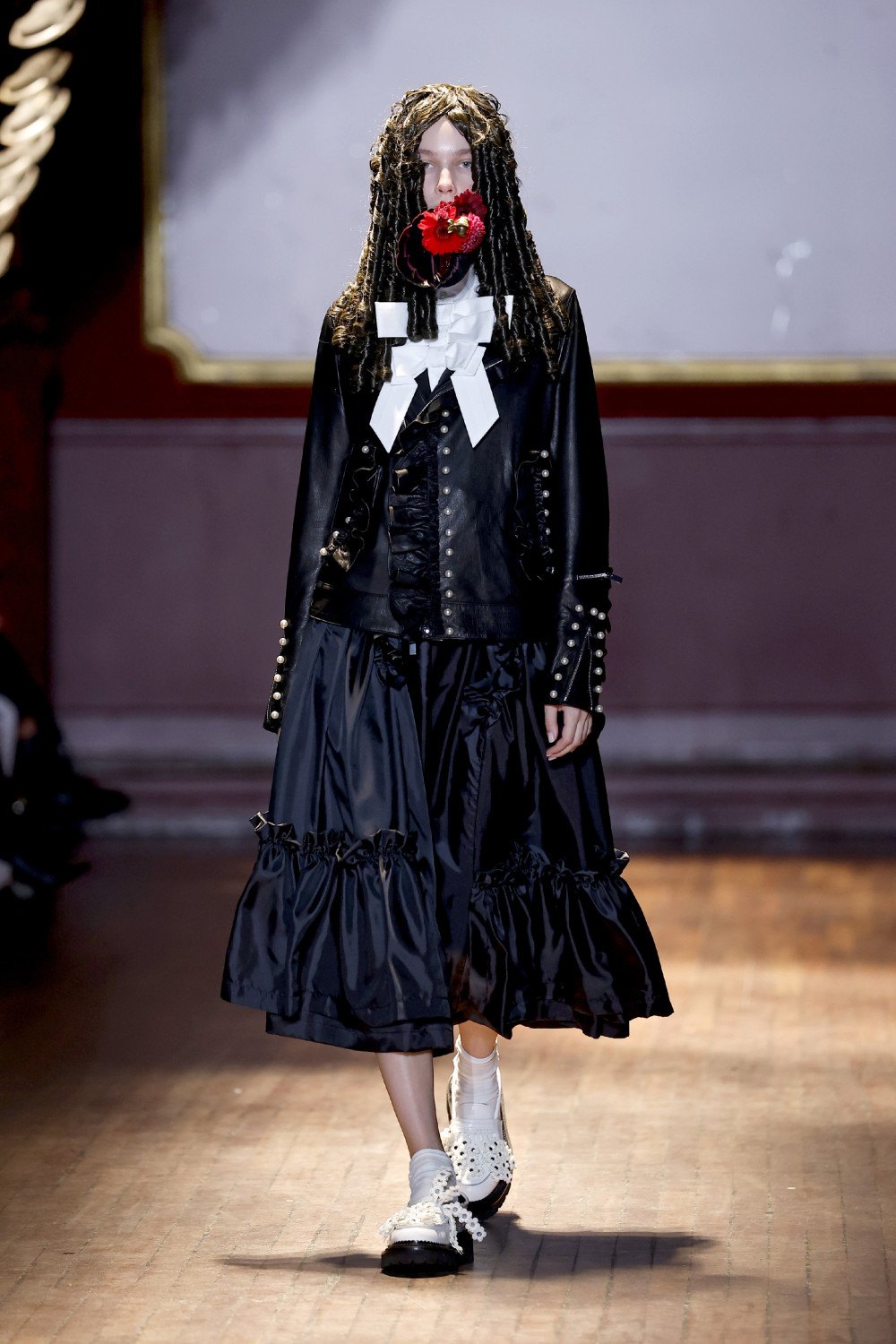 Noir Kei Ninomiya SS27 experimenta con la botánica radical